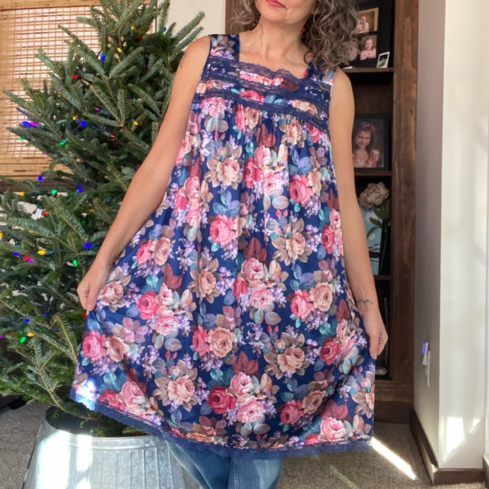 Vintage floral nightgown